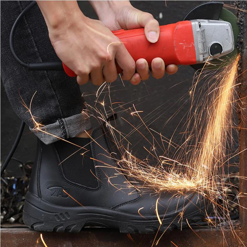 

Safety Shoes Autumn Winter Men's Women Steel Toe Fashion Work Boots Waterproof Anti-scald Protective Shoes, Black