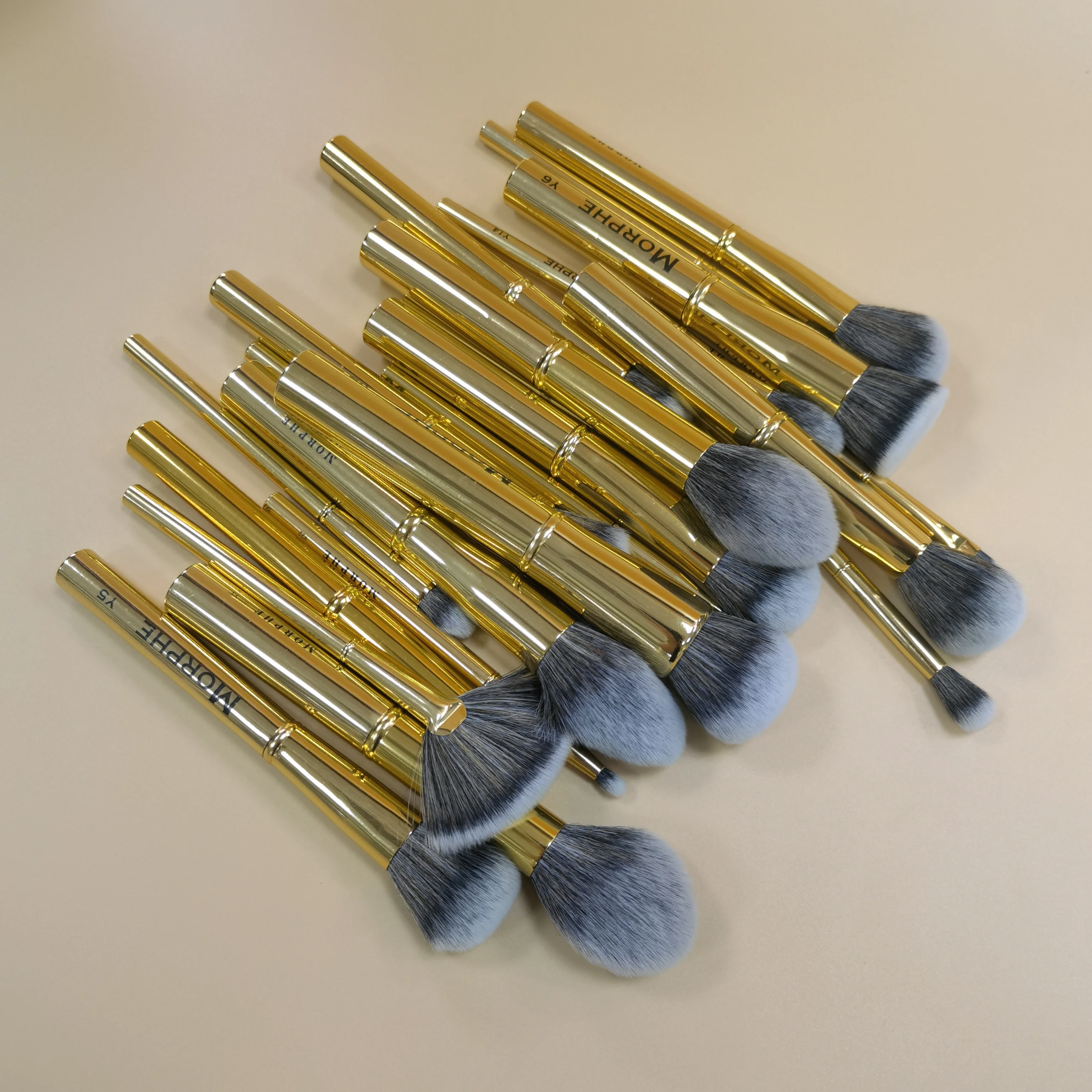 YRX 15 Piece Gloss Aluminium Nylon Hair Makeup Brush Set