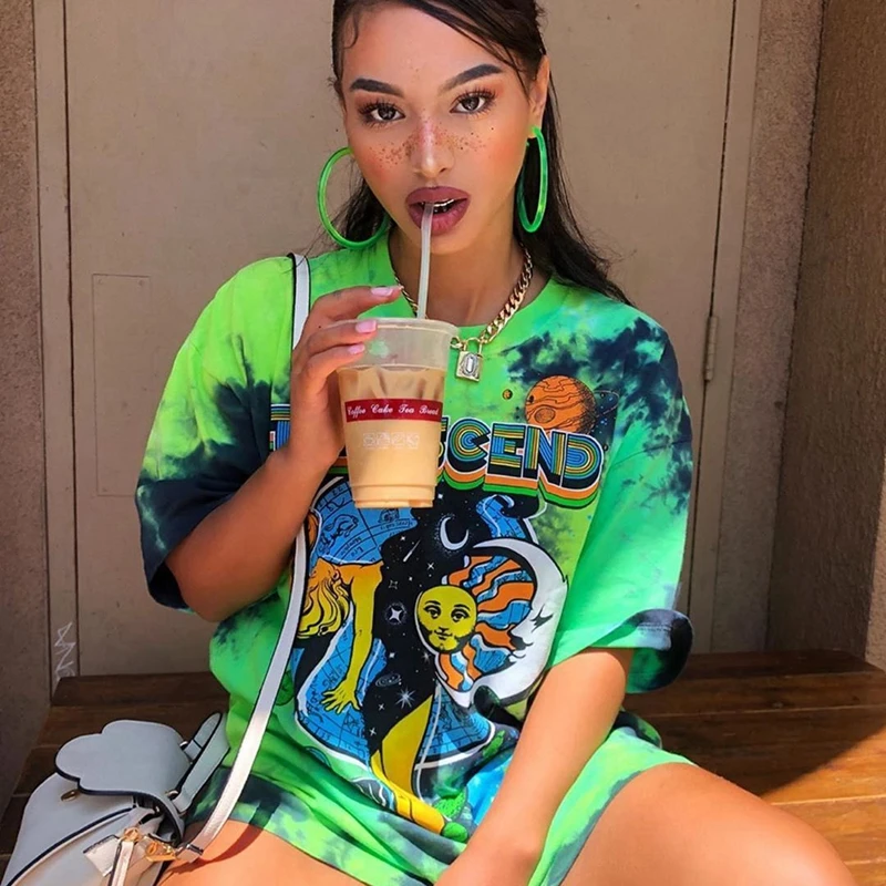 

2021 Trendy Drop Shoulder Digital Print Oversized Women O-neck Short Sleeve Loose Graphic T-Shirt
