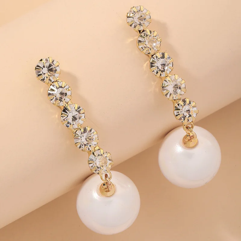 

fashion claw crystal pearl earrings pendant