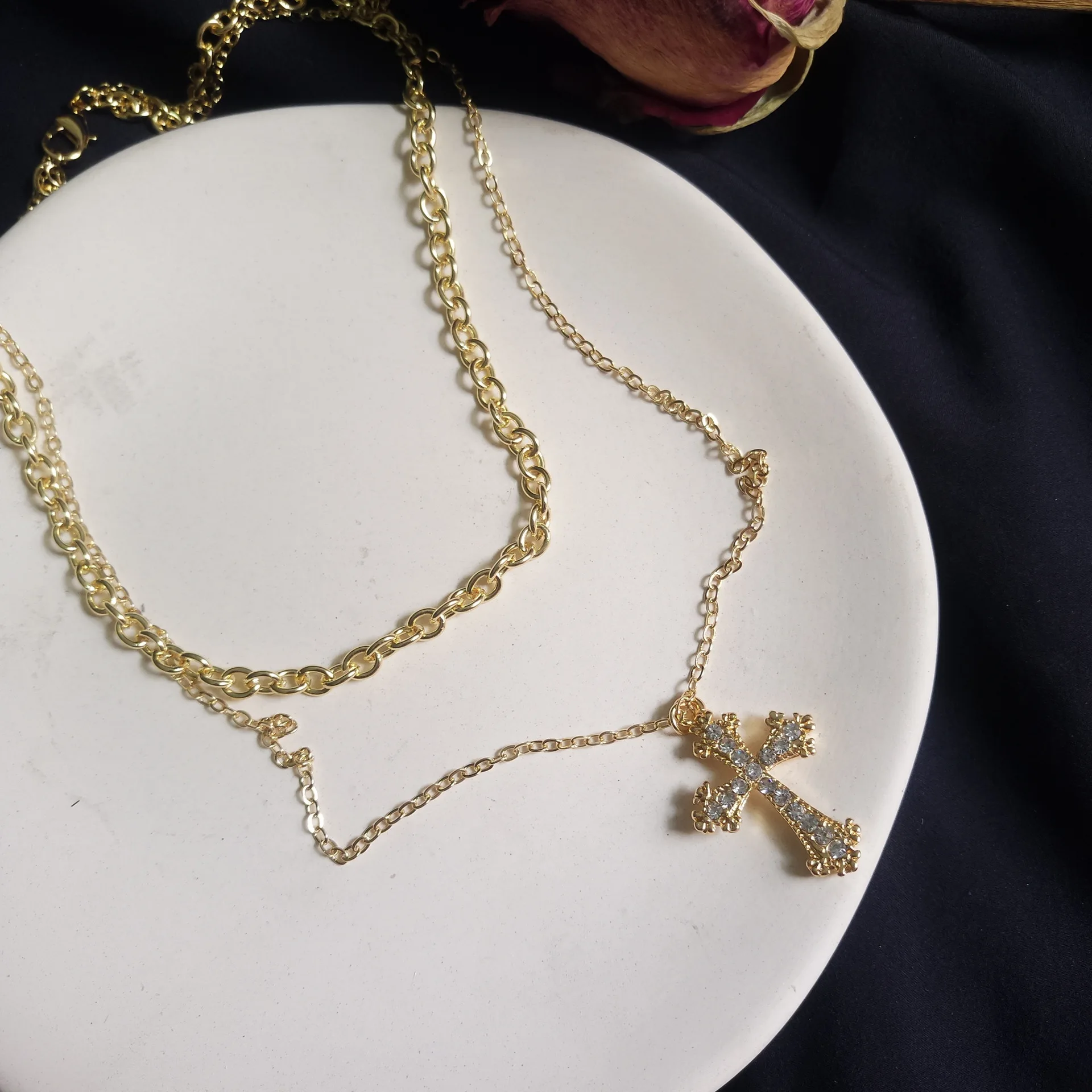 

Christmas gift new arrival gold crystal cross choker necklace statement double layer necklace long sweater winter necklace, Picture