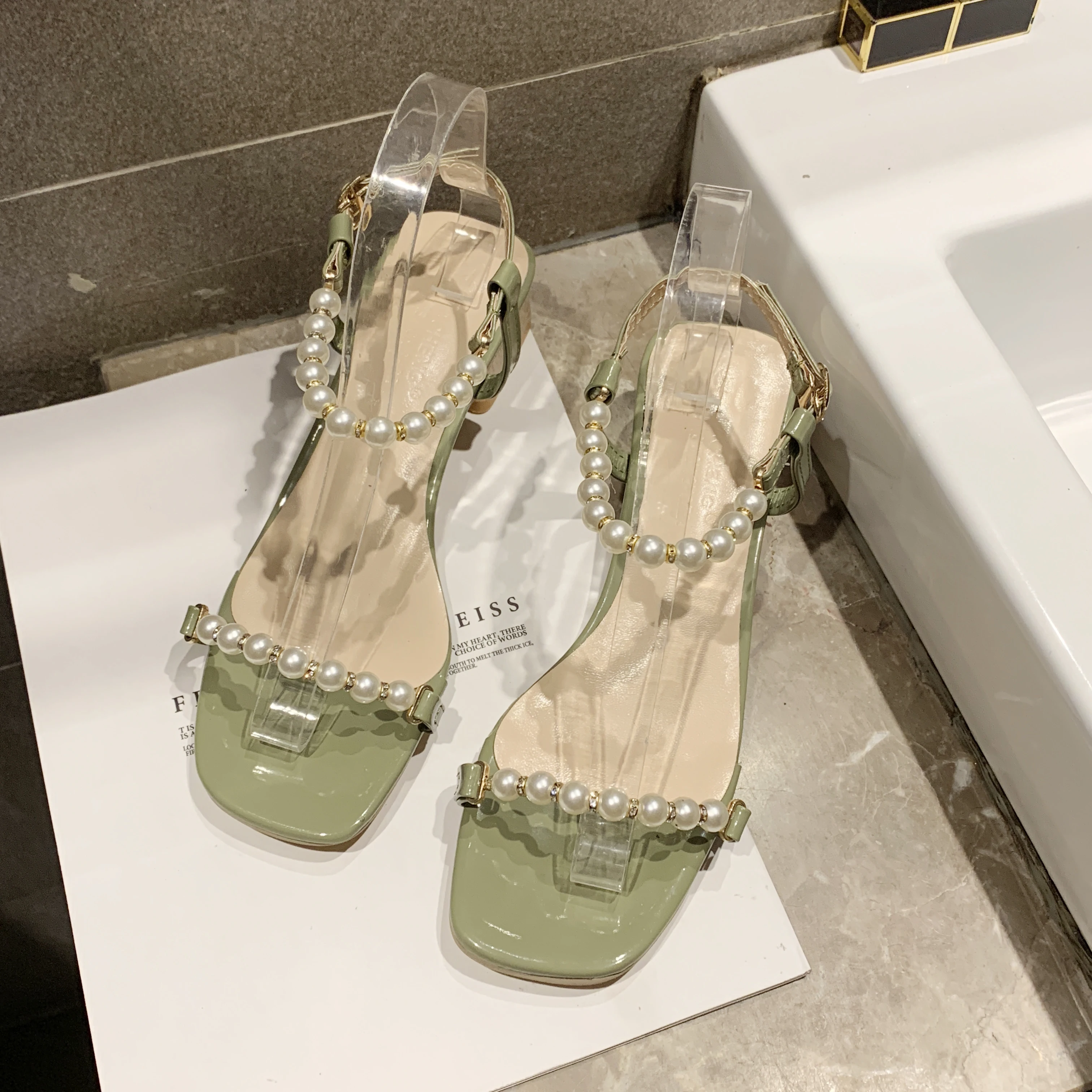 

Luxury Women's Sandals Pearl Decorated Low Heels Sandals Ladies Shoes Open Toe Flat Heels for Women Green