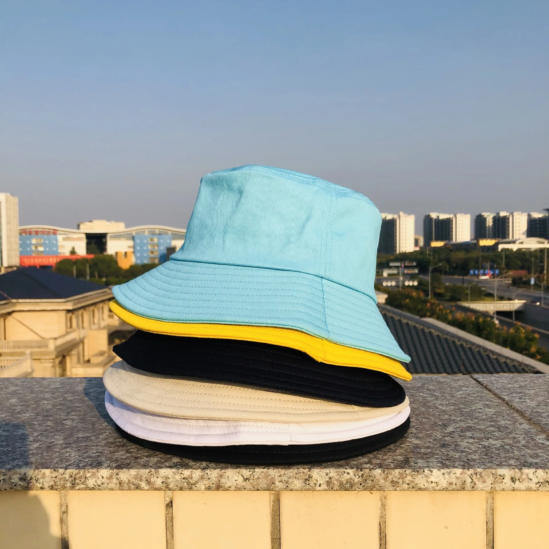 

hot selling designer plain cotton embroidery logo waterproof customize reversible bucket hat for men women