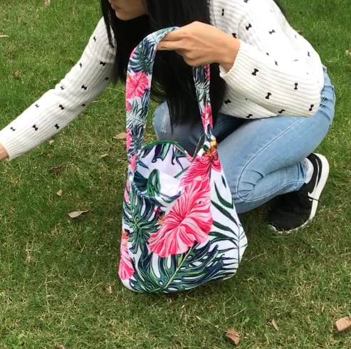 

Outdoor foldable picnic mat tote foldable beach bag, Custom made