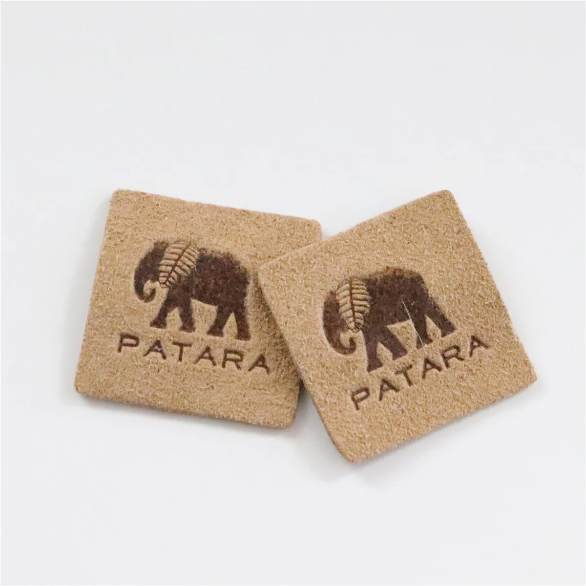 High Quality Customized Sew On Clothing Brown Tag Embossed Logo Cheap Pu Leather Bag Labels Patch