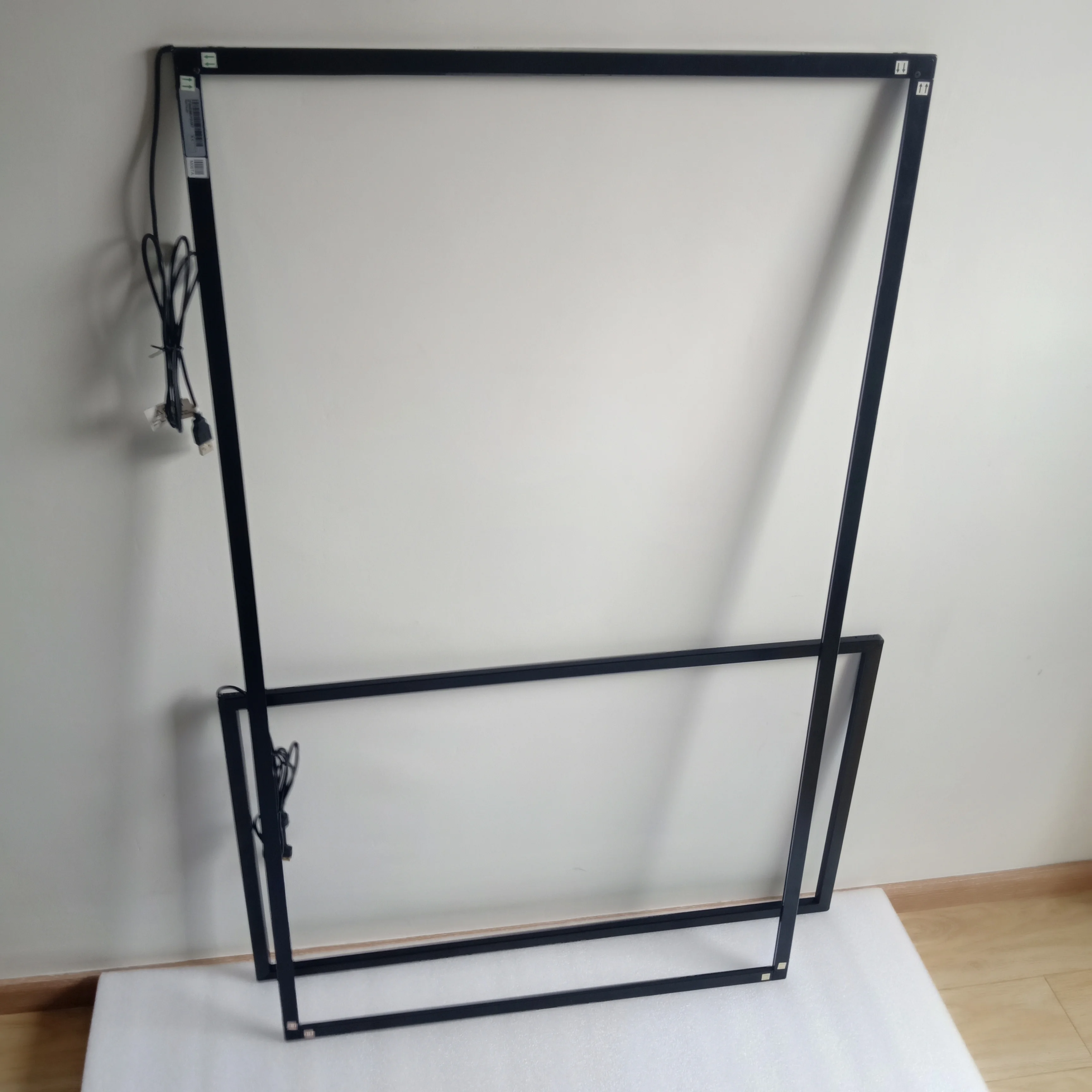 

Full size 80 inch touch screen panel plug and play G5 4 points