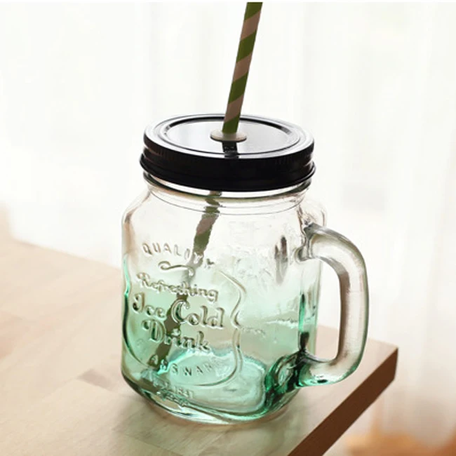 Bonne R&eacute;putation Carr&eacute; jus boisson bouteilles en verre avec paille en plastique/bouteille d'eau en verre