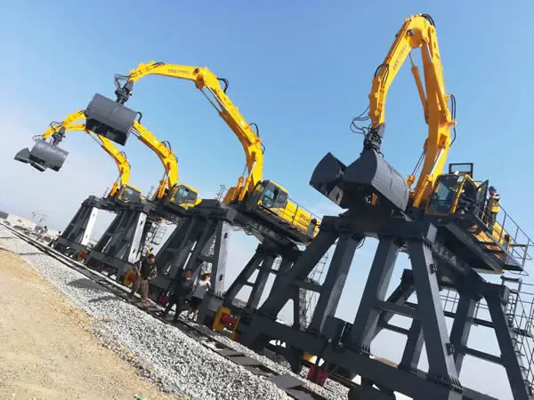 
High pressure hydraulic central rotary joint are designed for excavator, crane, grader and tower crane service 