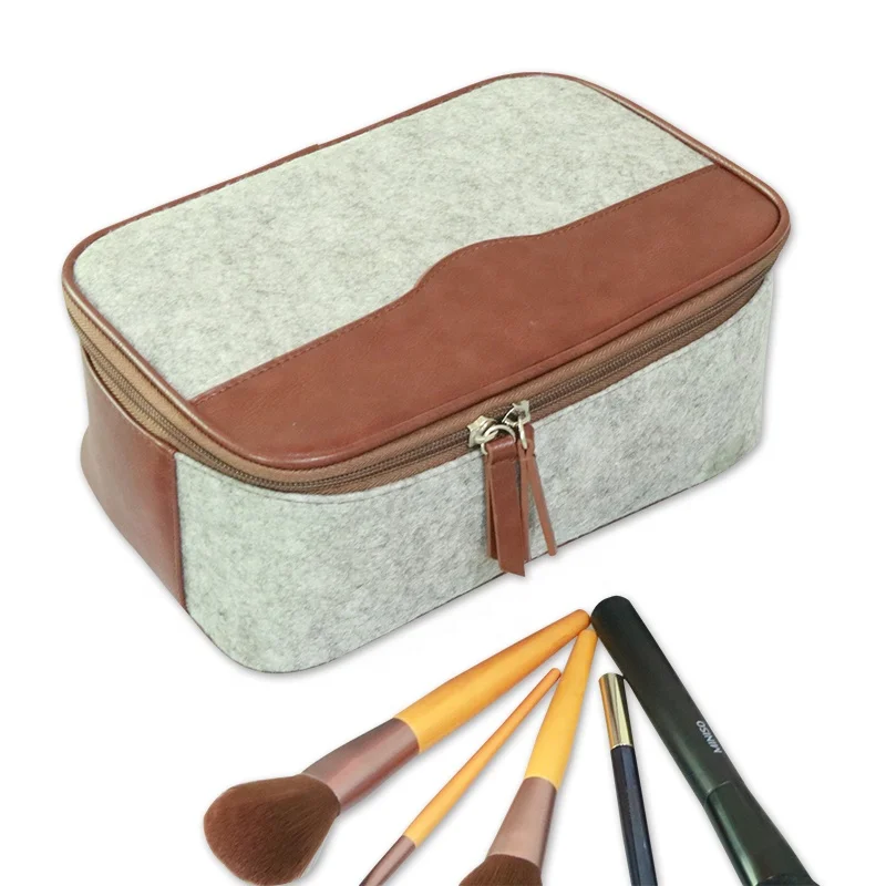 

China Factory Wholesale Minimalist Joint Felt Makeup Box, Good Quality Traveling Cosmetics Box*, Light grey