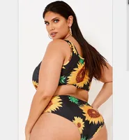 

Women Sexy Backless Two Pieces Plus Size Swimsuit