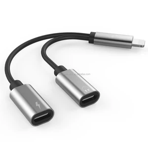 8 Pin to 3.5mm Audio Data Splitter Cable