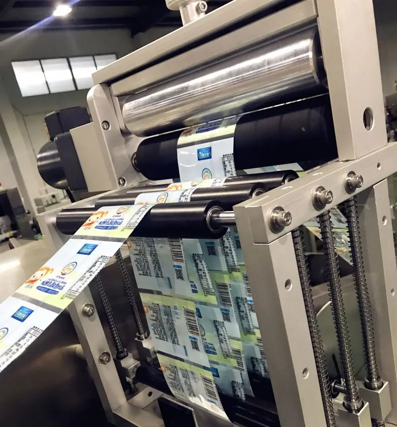 
Smart Beverage Industry bottle neck banding label wrapping machine 