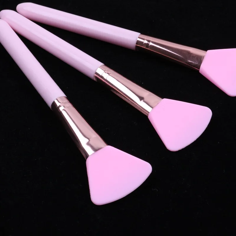 

Wholesale Portable Pink and White Silicone Mask Brush Applicator Clean Tools Makeup Brush Mask Brush, Customized