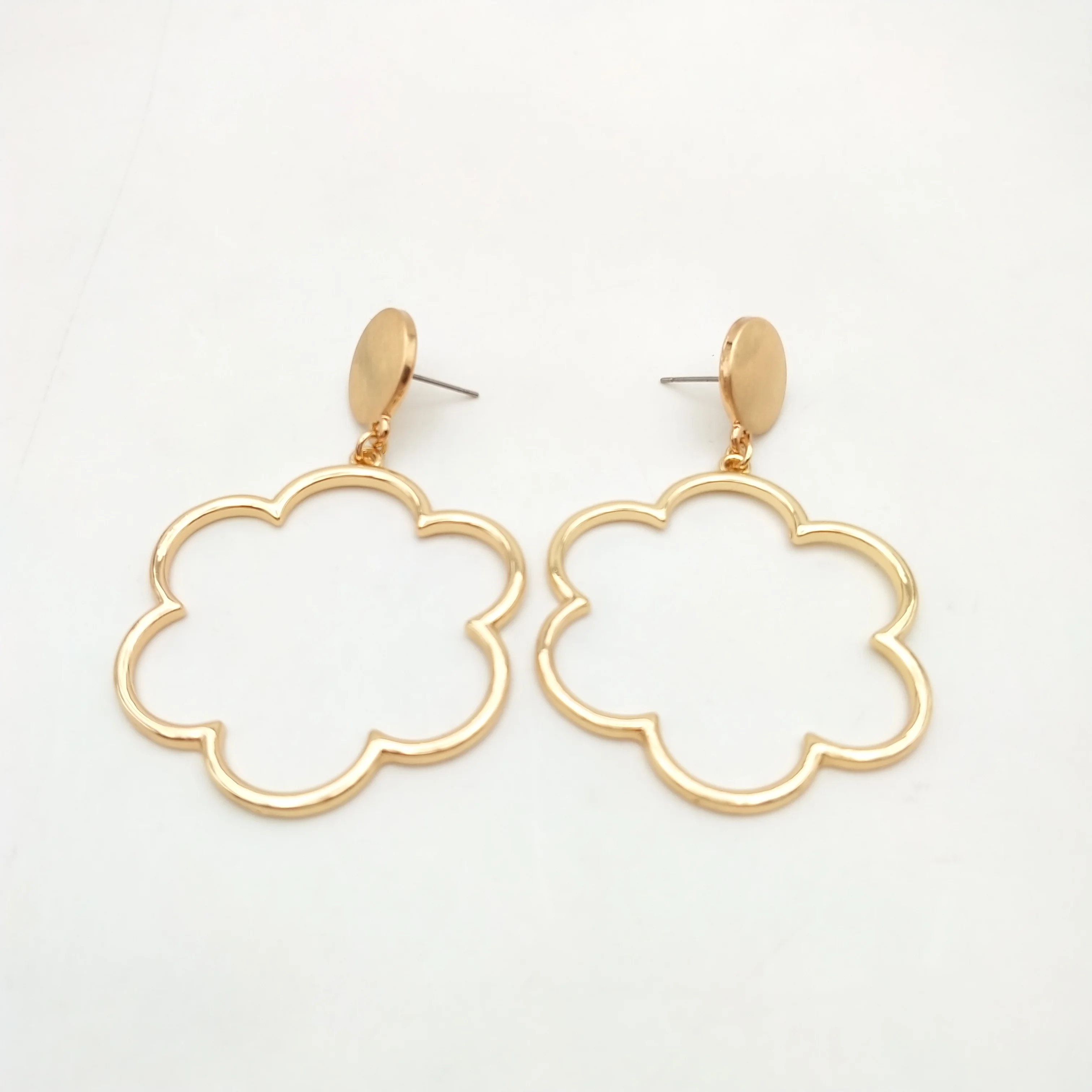 

Fashion Jewelry Stud Earring Women Punk Halloween Flower Shape Earrings, Gold