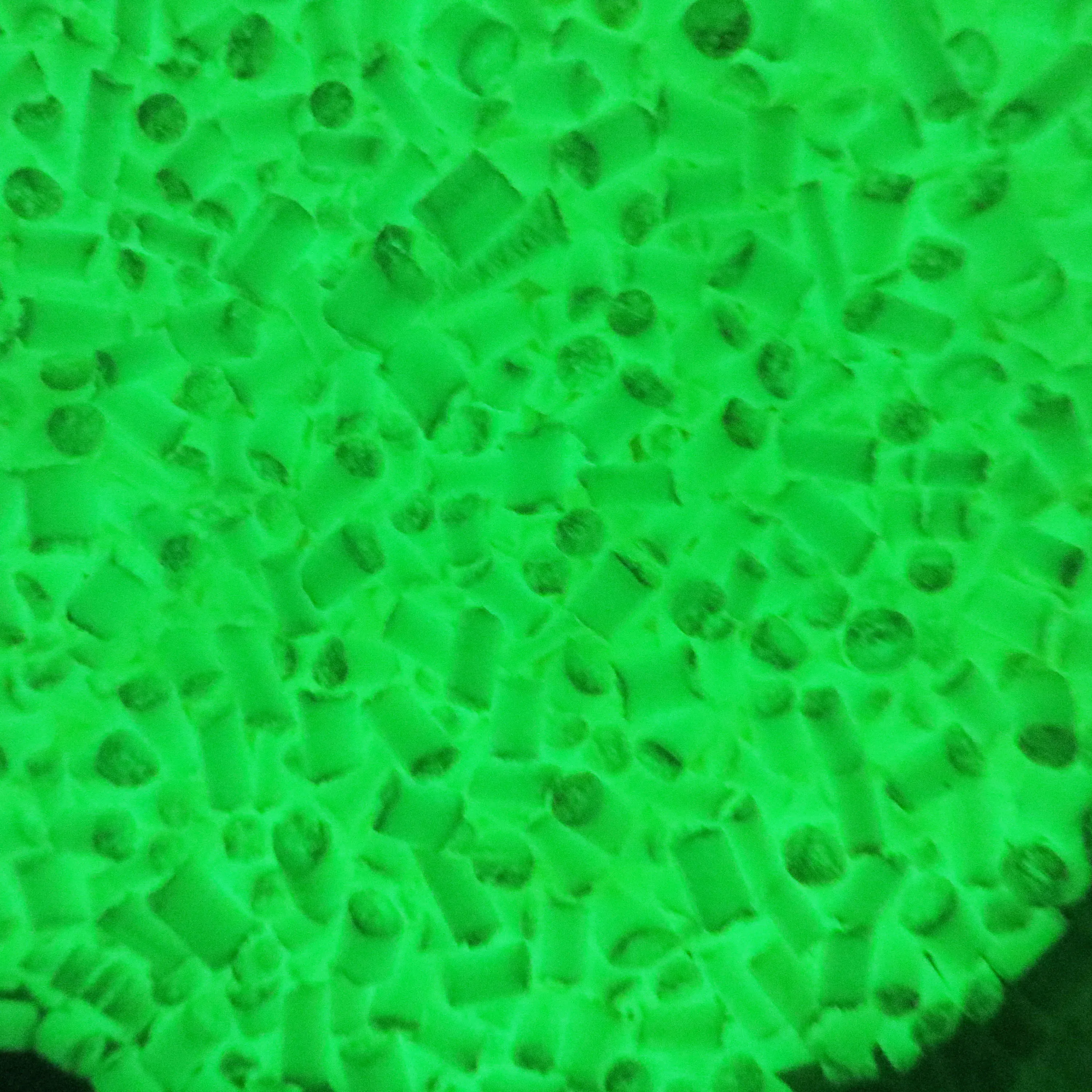 
photoluminescent glow in the dark masterbatch plastic resin 