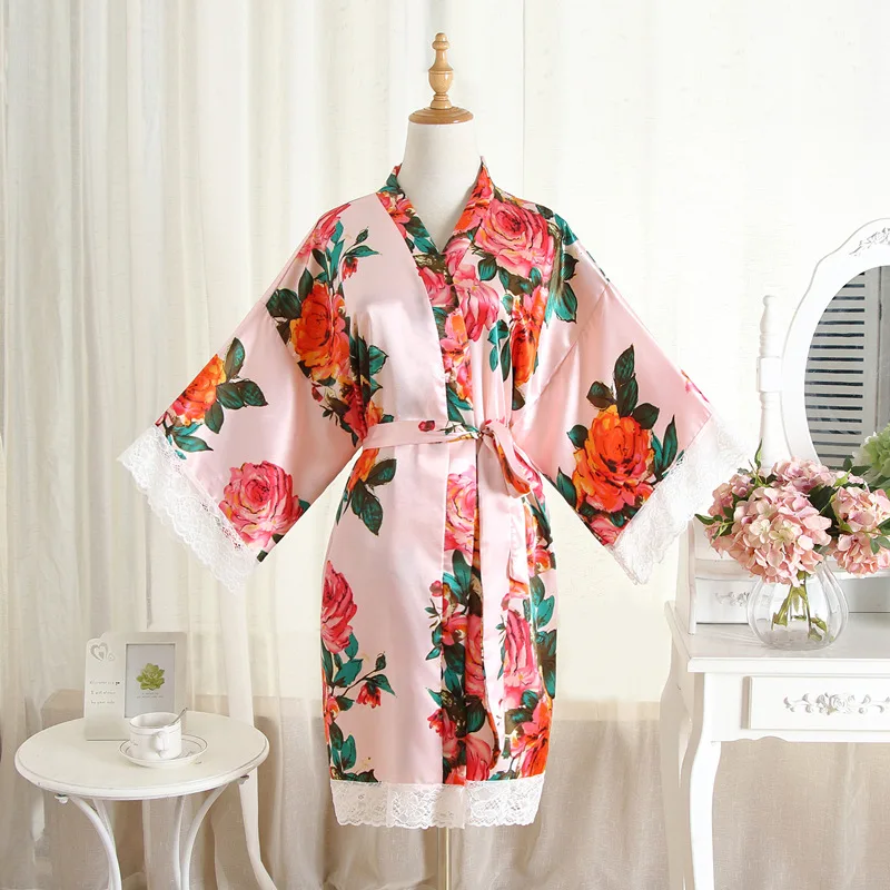 

Quality Women Floral Bridesmaid Robes Silk Robes Africaines Lace Robes Wedding