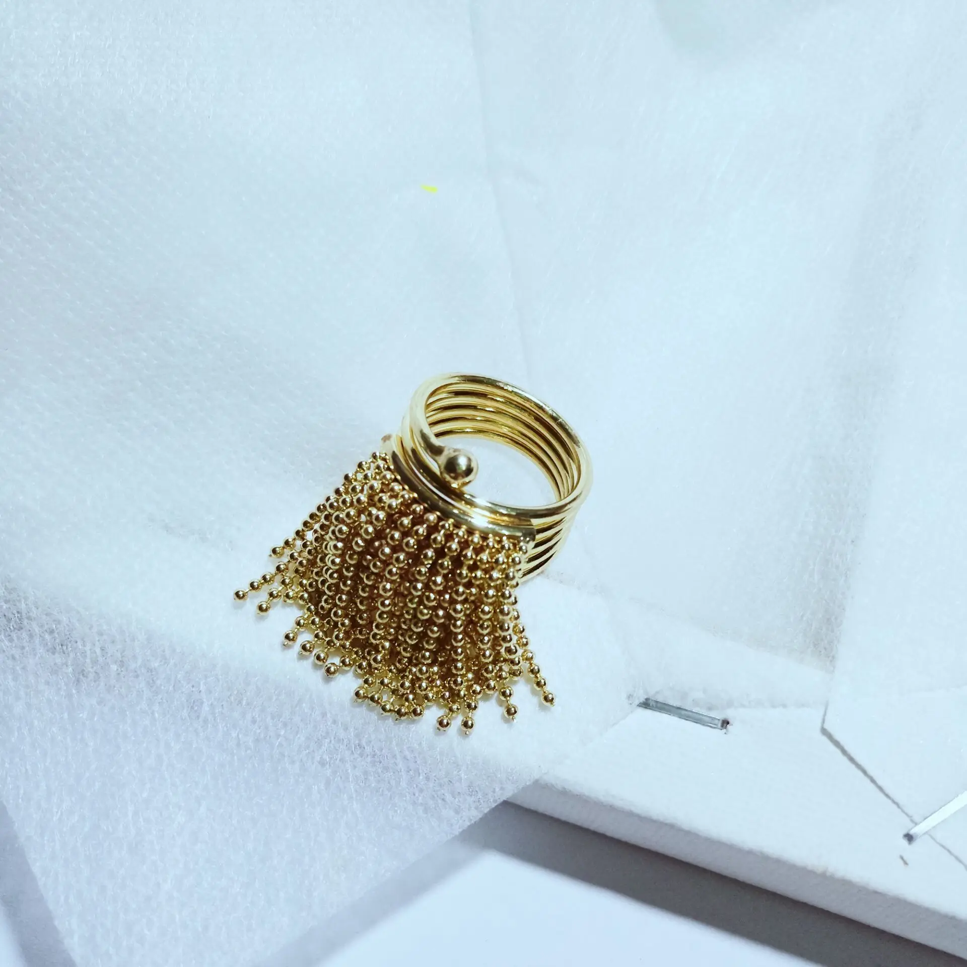 

handmade multilayer tassel index finger ring female exaggerated big personalized luxury lock ring korean silver gold plated ring, Picture