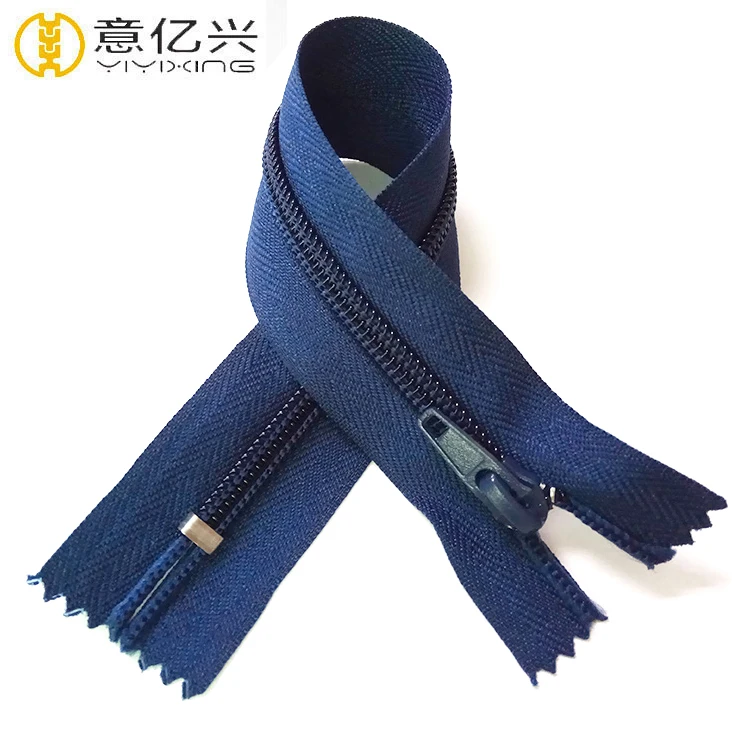

High Quality Personalized No3 30cm Auto Lock Nylon Zipper From China