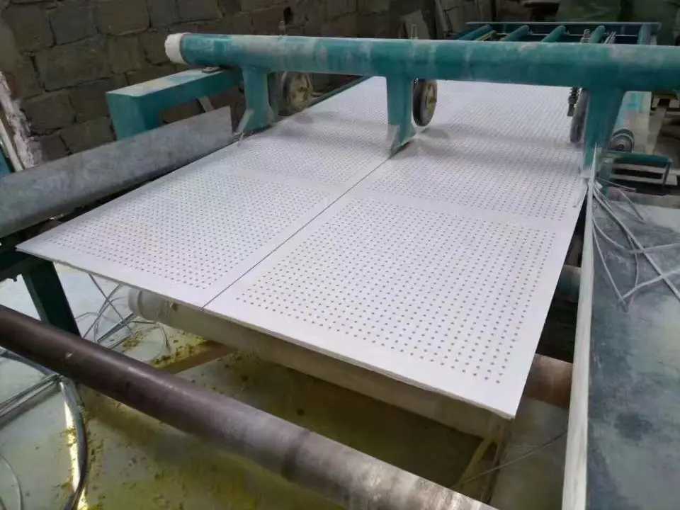 
2019 new designs of Decoration Perforate gypsum board 