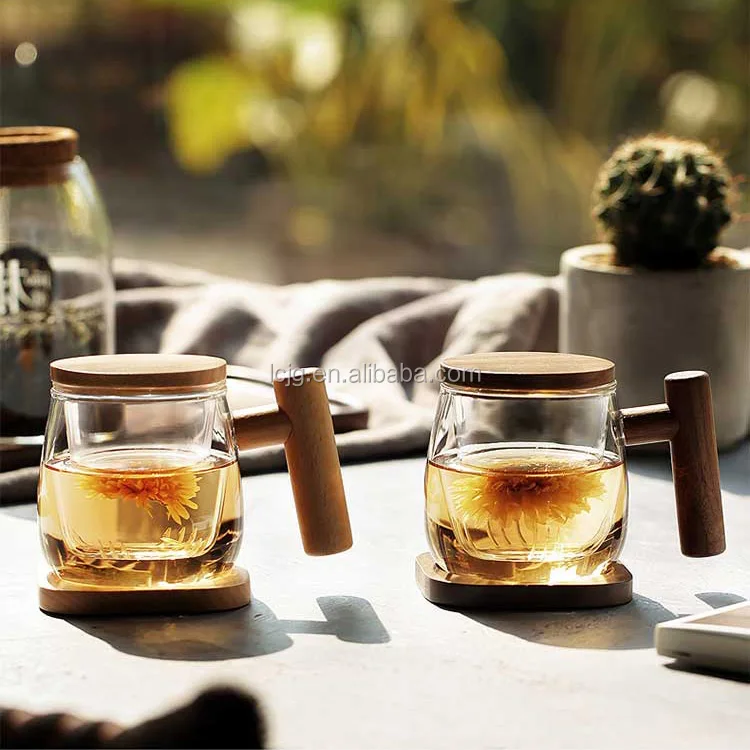

Hot sale wooden handle glass tea cup with infuser and lid, Transparent