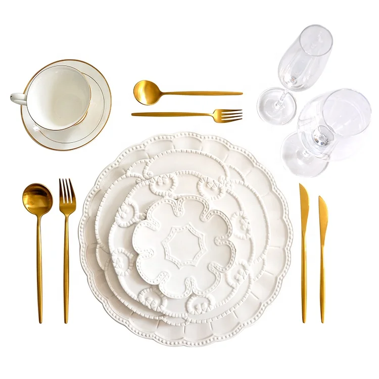 

ceramic white embossed charger plate for romantic wedding