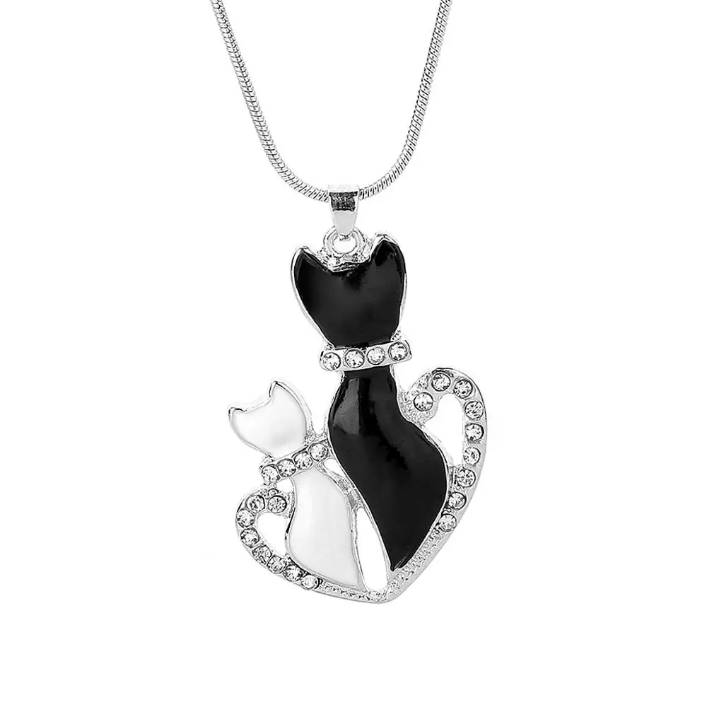 

Shellhard Lovely Pet Chain Necklaces Charms Crystal Black And White Cat Love Heart Pendant Necklace For Women Jewelry