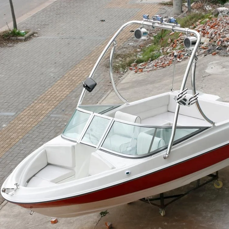 

pleasure boat 535
