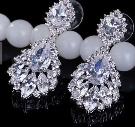 WIIPU Long Big Crystal Bridal Dangle Drop Earring Elegant Chandelier Cubic Zircon earring
