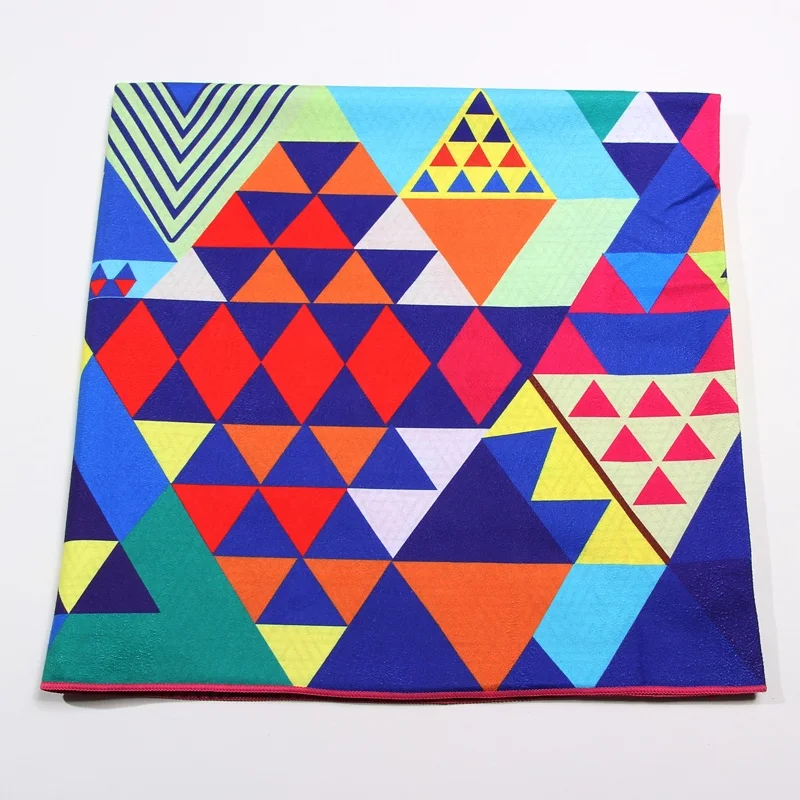 
Custom Square Outdoor Compact Portable Travel Beach Blanket Yoga Mat Quick Dry Microfiber Printed Sand Free Beach Towel 