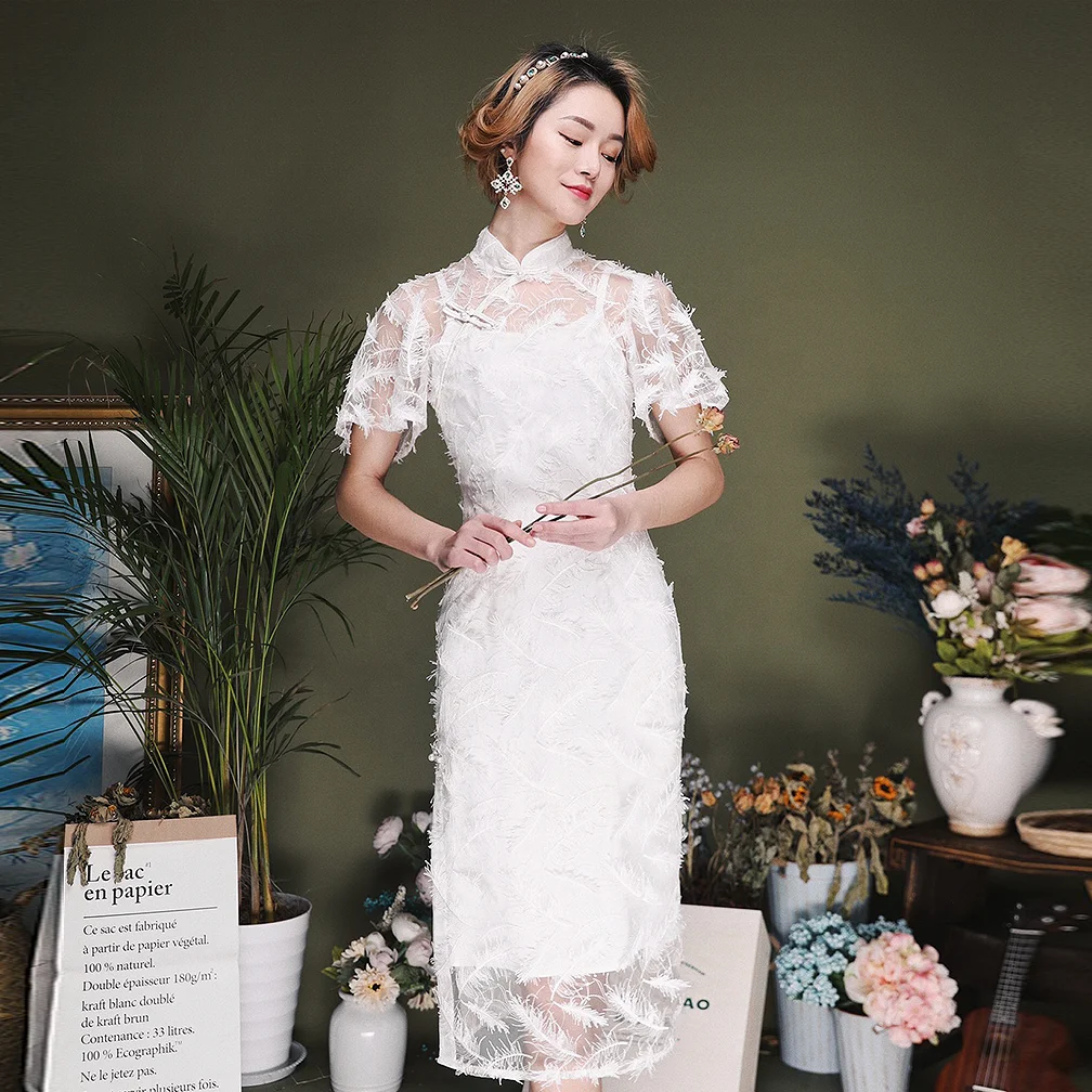 

JINYE White Feather Bell Sleeve Cheongsam Dress