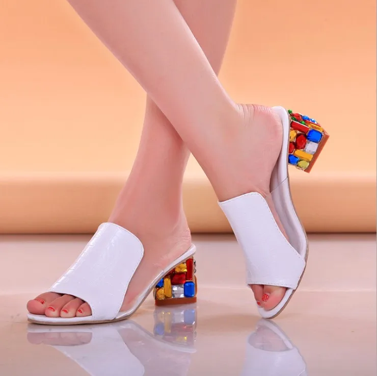 

czm10097a hot sale lady slipper big size female slippers thick heel woman slipper