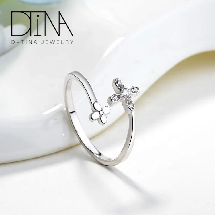 

DTINA Simple 925 Silver Ring Clover Silver Ring Wedding Woman Ring