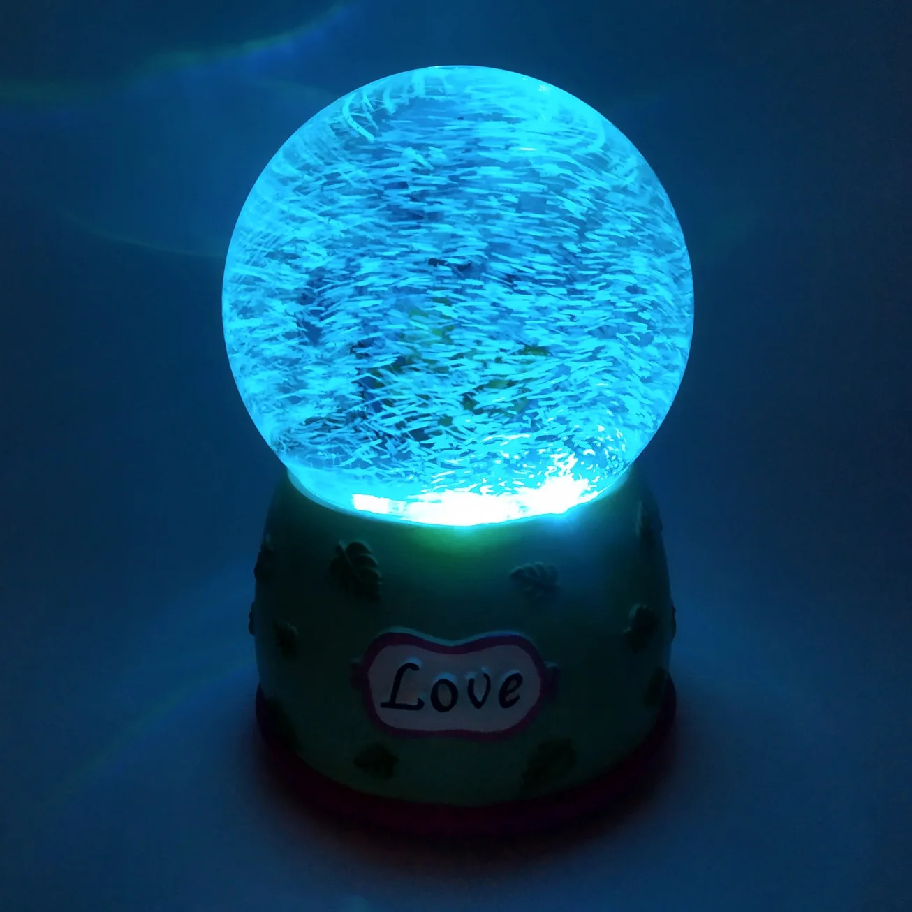 100MM Flamingo Snow Globe with Color Changed LED Light and Auto Snowflake Motion for Valentine's Day Gift