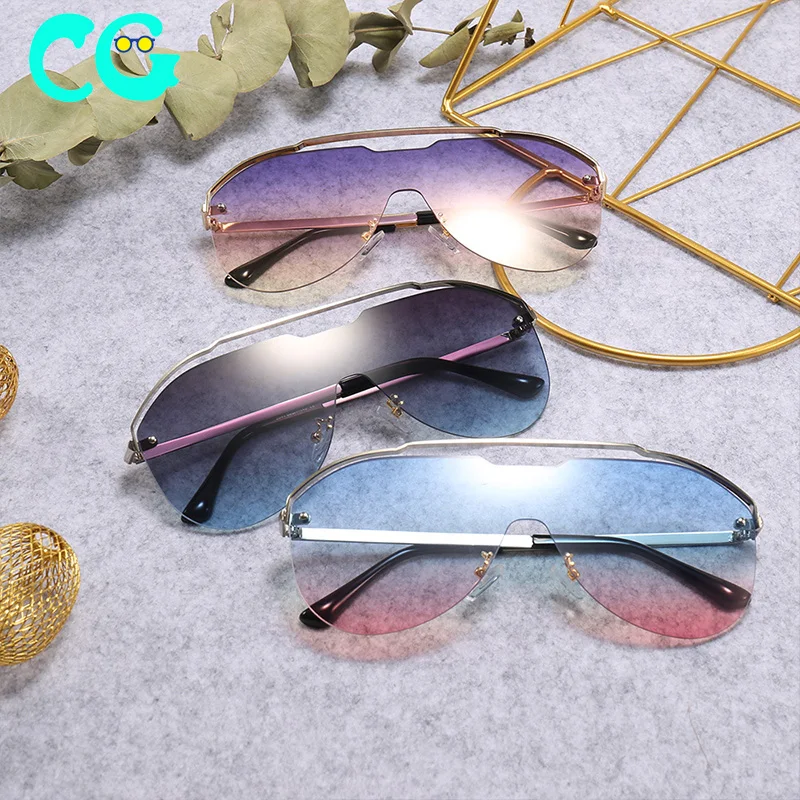 

Fashion Oversized Sunglasses Women Retro Brand Designer Big Frame Sun Glasses For Female Ladies Eyewear UV400 cycling sunglasses, Custom colors