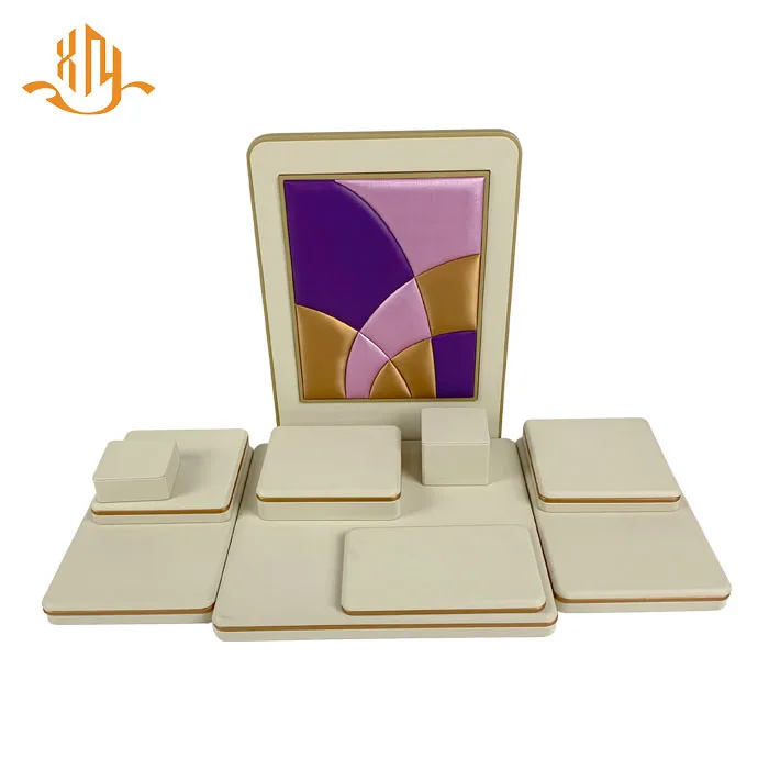 
XIANGYU factory custom upscale leather window product jewellery display set 
