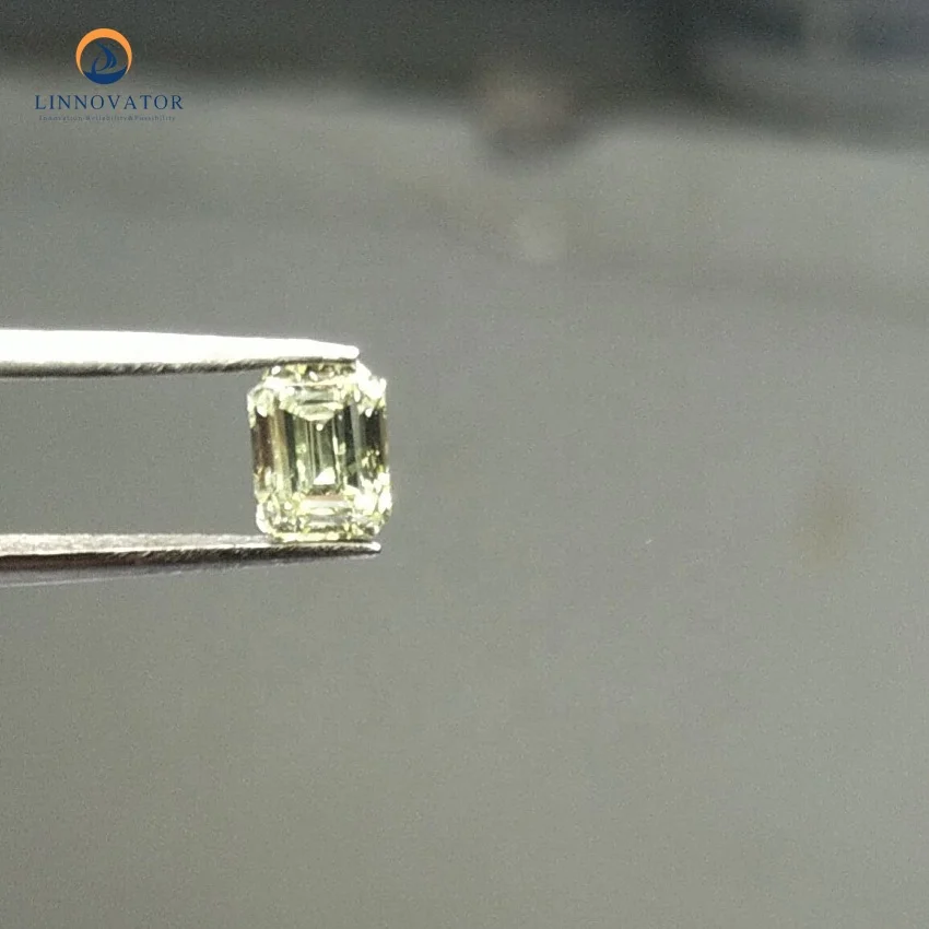 

Linnovator excellent cut CVD yellow emerald 0.7 carat light yellow SI clarity loose diamond on stock