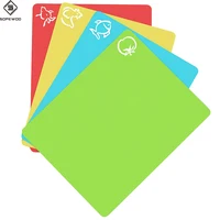 

Wholesale 4 Pieces Colour Extra Thick Flexible Plastic Chopping Cutting Board