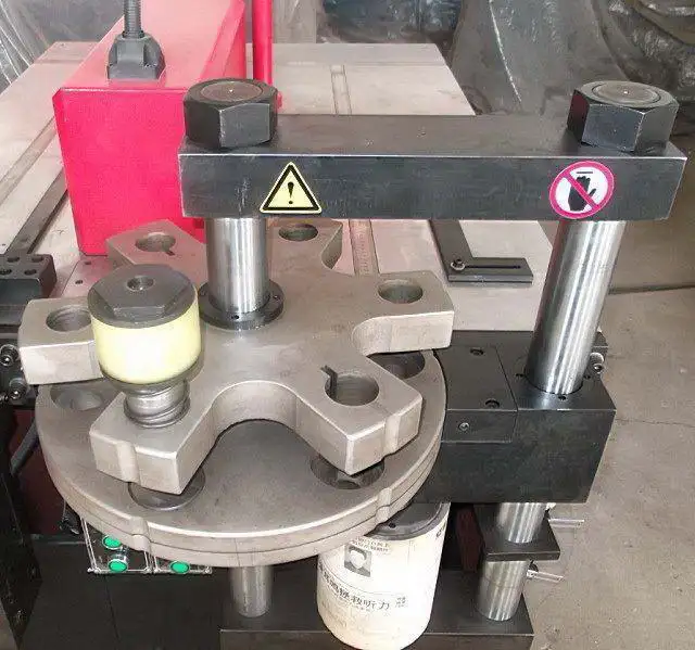 
Hydraulic busbar processing machine cutting bending punching functionality Bus Bar Processor Machine 