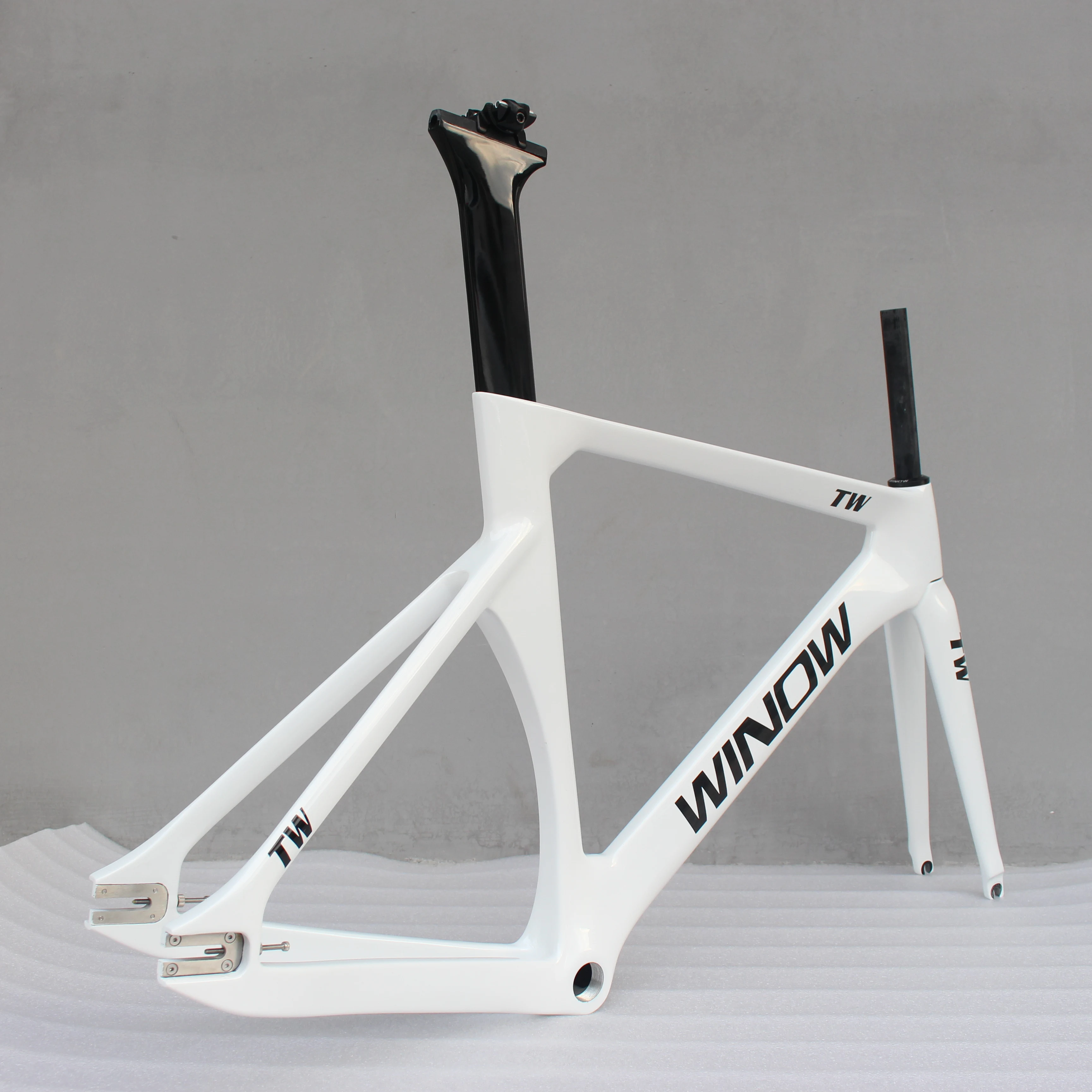 

Chinese Fixed Gear 700c Aero Track Carbon frame Carbon Track Bike Frameset carbon track frame size 48/51/54/57cm