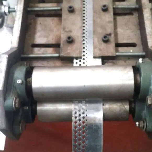 
L Type Angle Metal Keel Making Machinery 