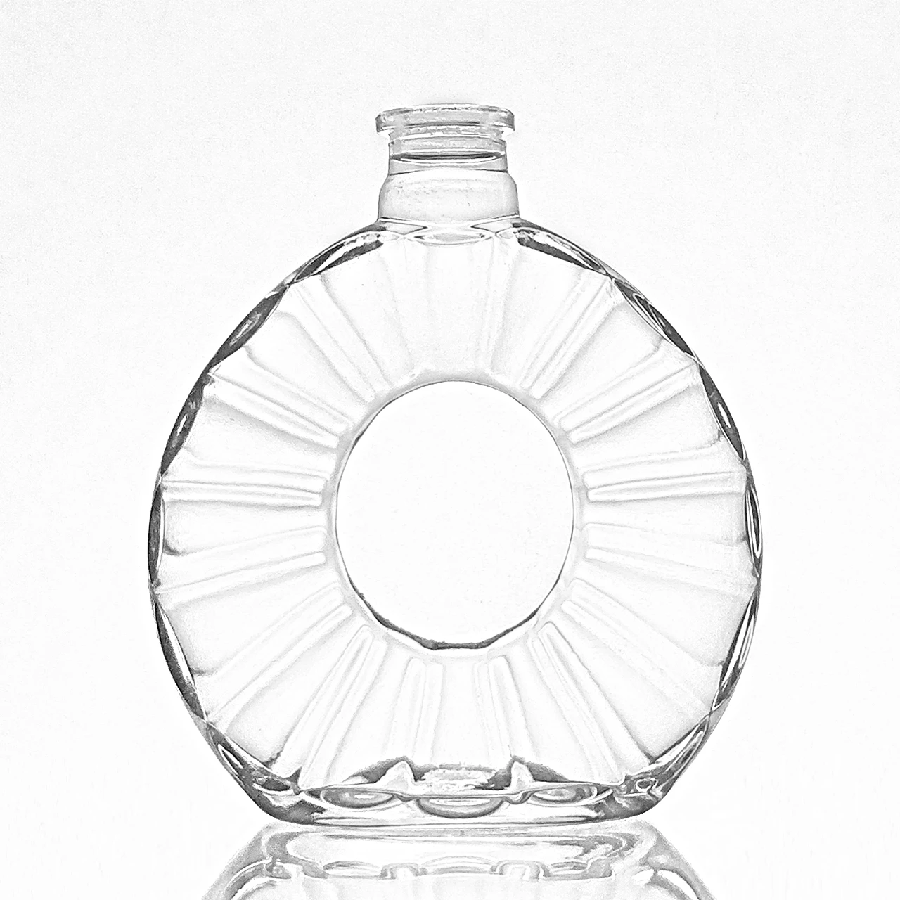 700ml glass bottle with cork