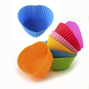 Image of Heart-shape Muffin Mold Cupcake Liner Silicone Muffin Cup