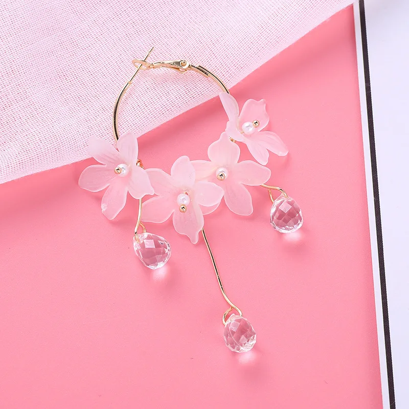 

Fashion Water Drop Women Dangle Earrings Crystal Flower Petals Long Pendant Earrings For Women Drops Earrings, As show