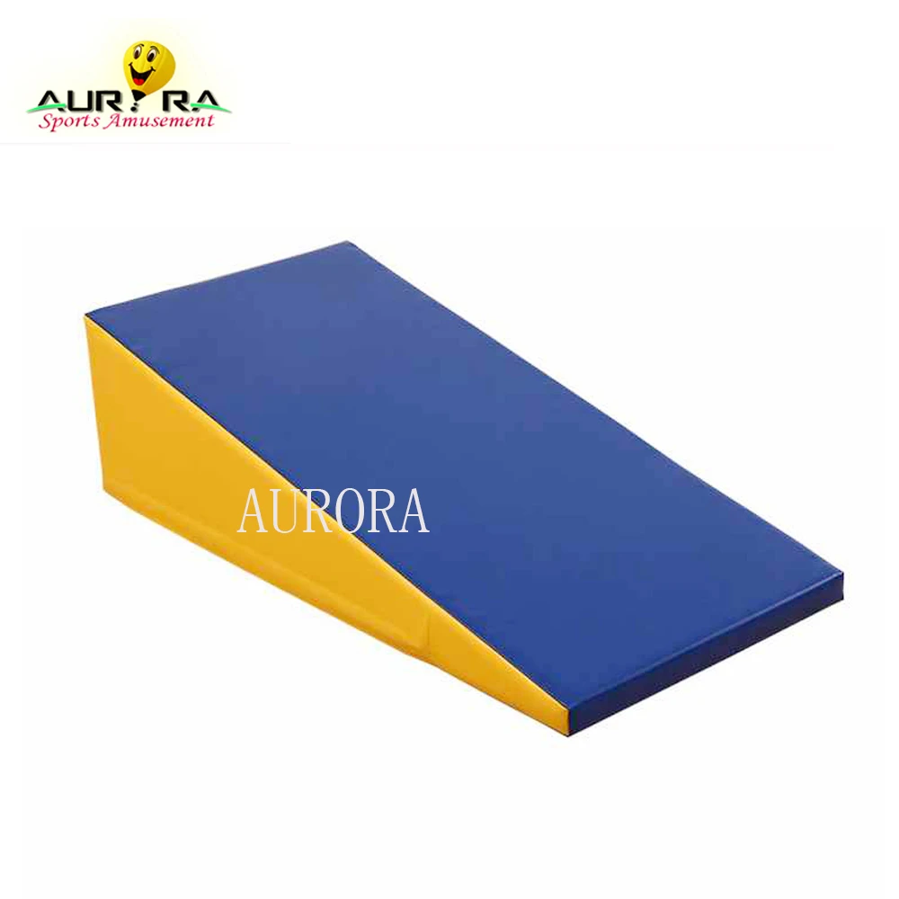 

outdoor sports equipment inflatable wedge baby folding play mat Triangle Shape Gymnastics Incline Wedge Tumbling Mats, Customized