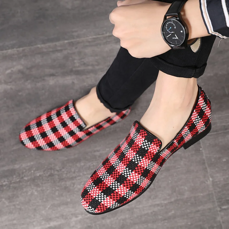 

SS0496 British style latest men red loafers wholesale 2019 fashion casual slip on plaid shoes for man, Black,red