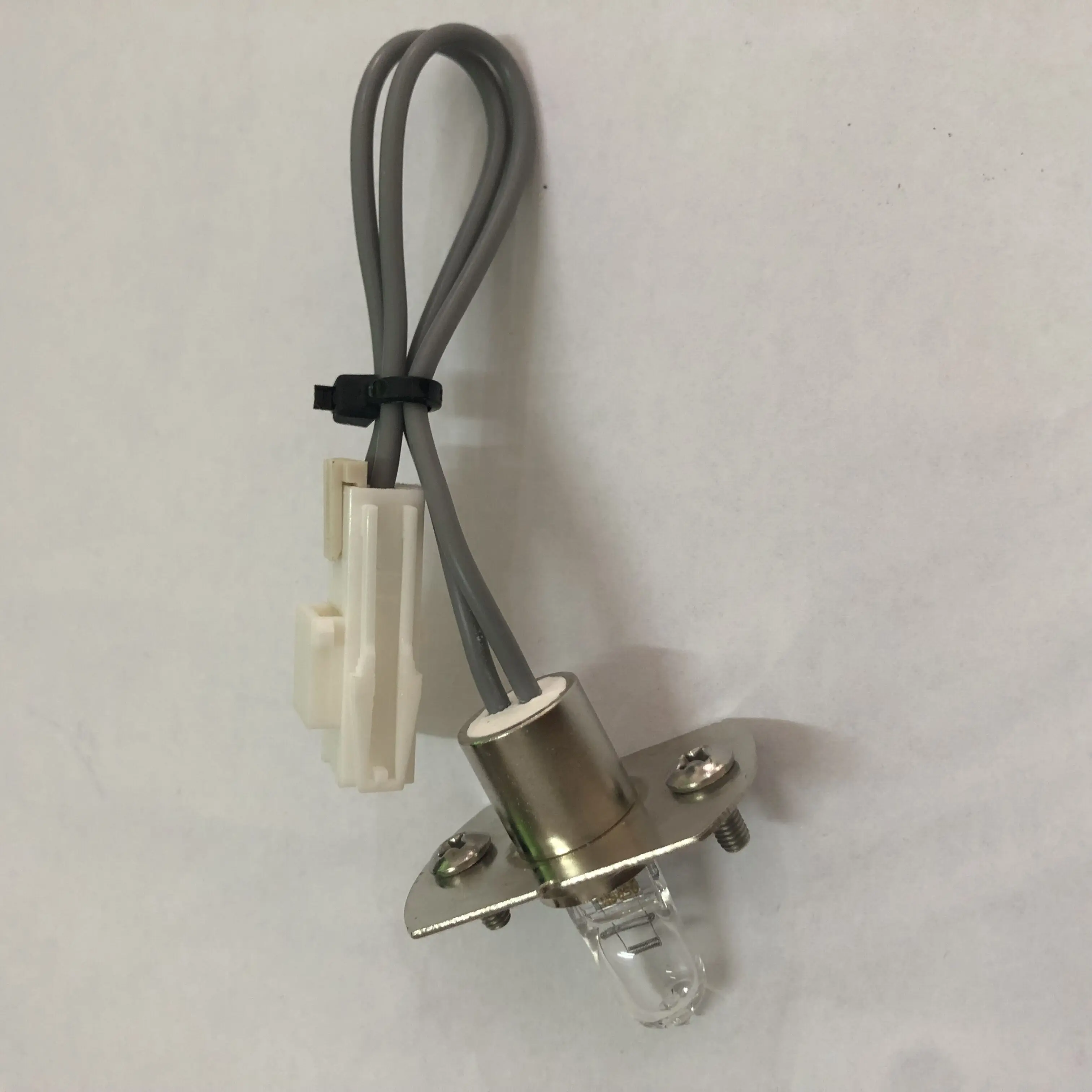 

Compatible lamp used for Sysmex chemix180 C-180 12V20W Furuno halogen lamp CA400, Sysmex CHEM 180