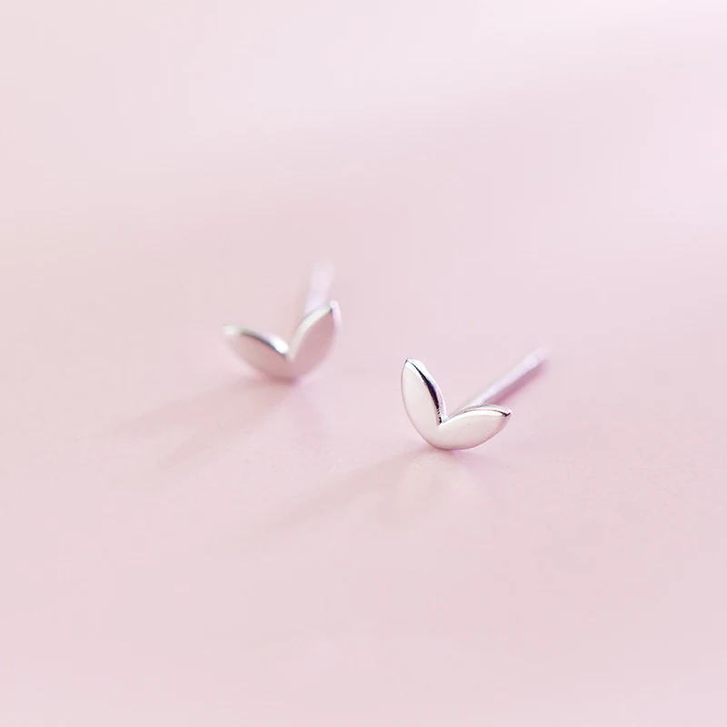 

925 Sterling Silver Elegant Love Heart Stud Earrings for Women Jewelry 2019