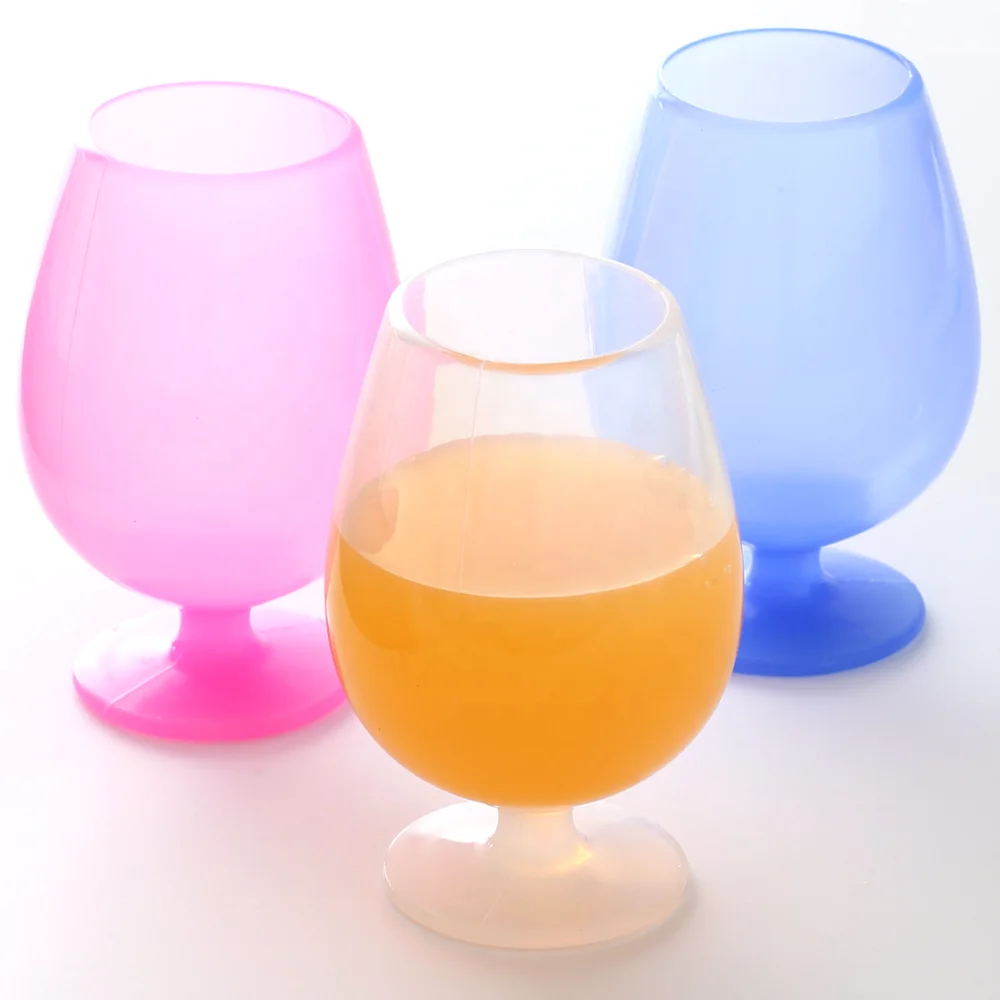 

Unbreakable 100% Dishwasher Safe Freeze Party BBQ Set of 4 Silicone Wine Glasses With Matching Silicone Straws