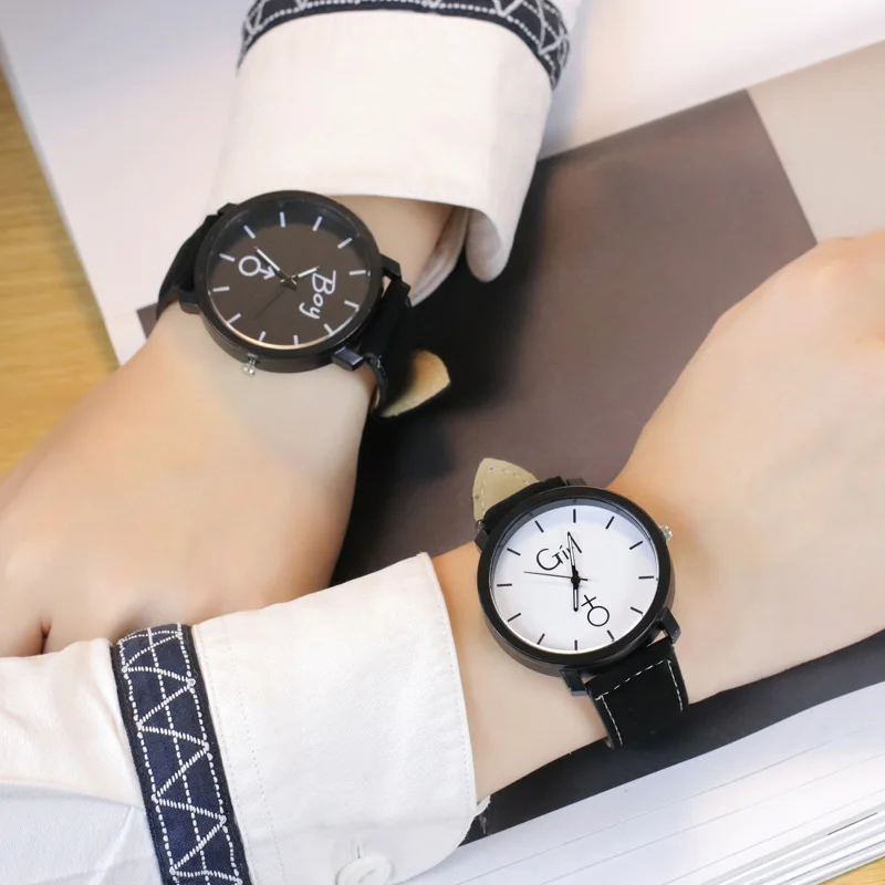 

2019 Lover's Wristwatch Simple Stylish Couple Watch Luxury Girl and Boy PU Leather Quartz Watch (KWT2121), As the picture