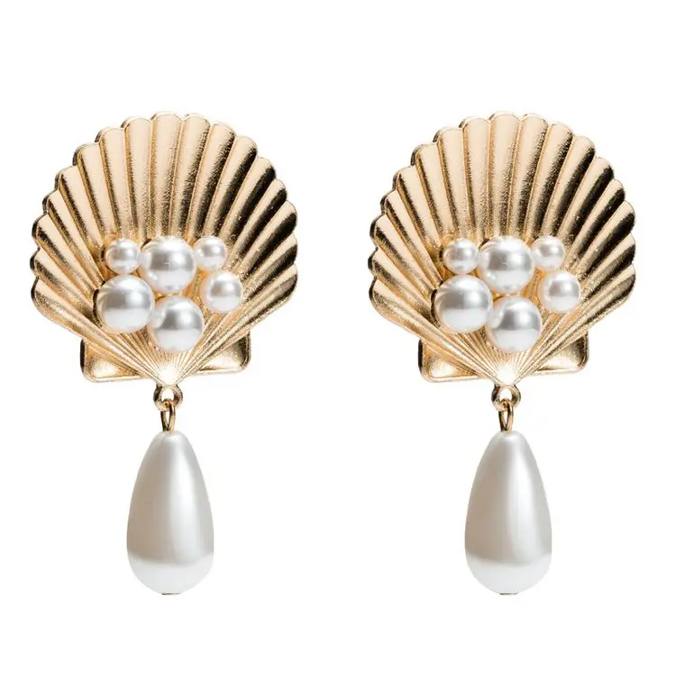 

2019 Hot Sell Gold Plated Fashion Style Alloy and Pearl Main Material Shell Earrings For Women